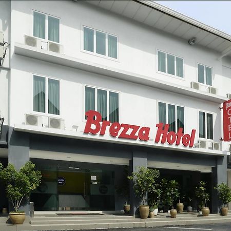 Brezza Hotel Lumut Exteriér fotografie