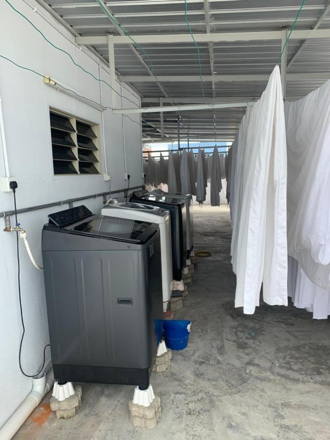 Brezza Hotel Lumut Exteriér fotografie