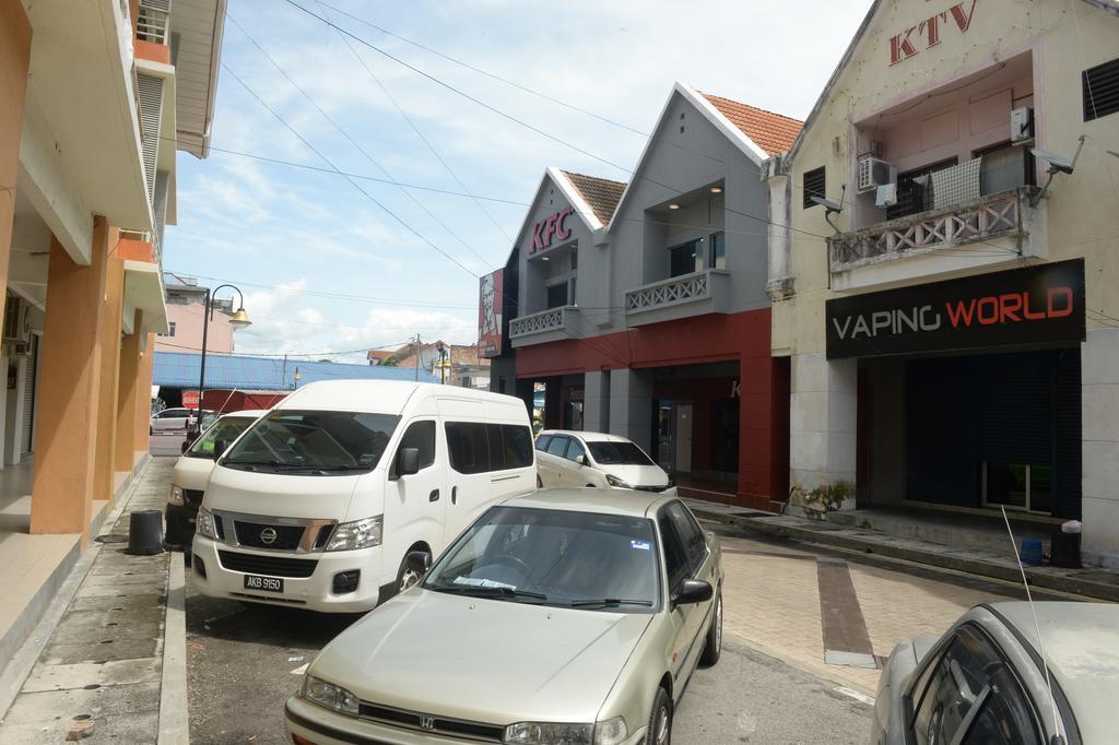 Brezza Hotel Lumut Exteriér fotografie