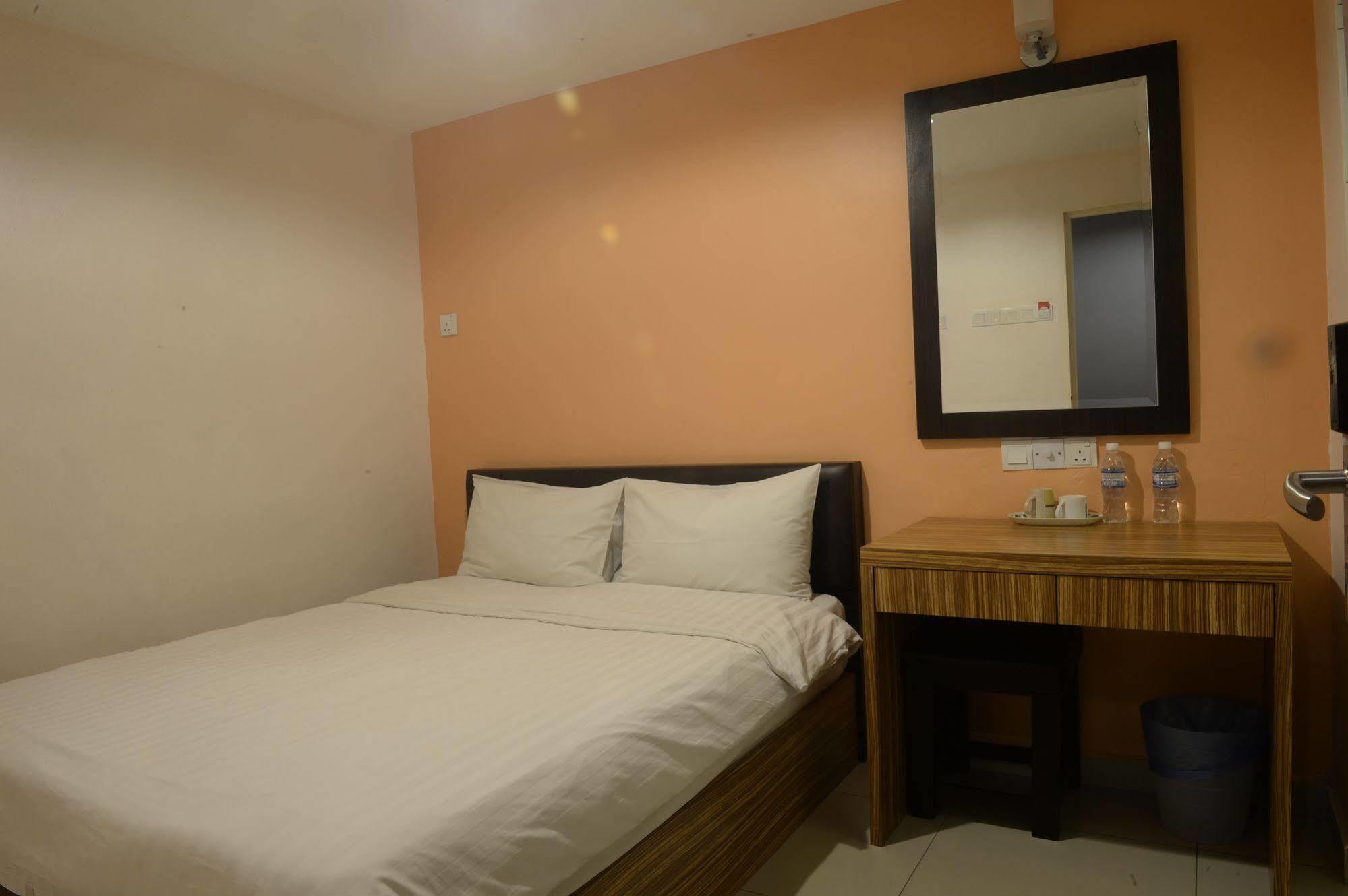 Brezza Hotel Lumut Exteriér fotografie