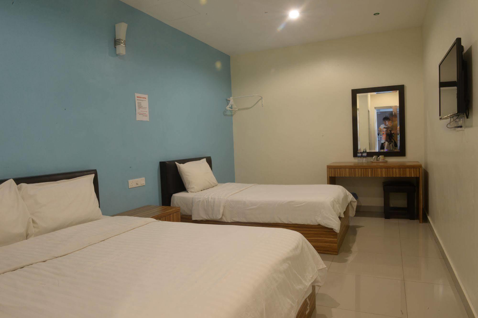 Brezza Hotel Lumut Exteriér fotografie